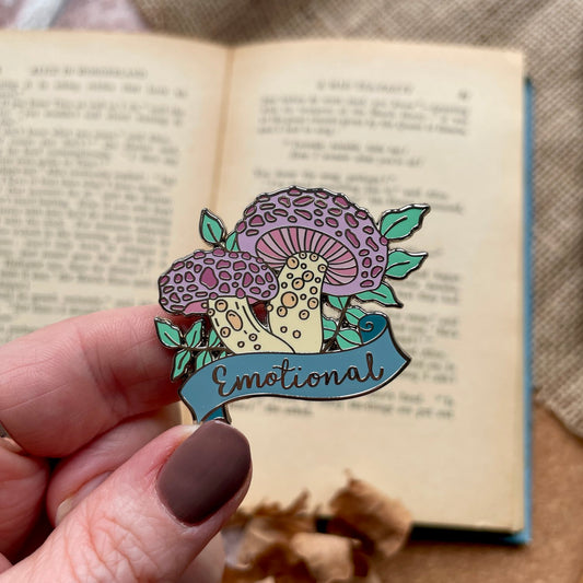 Wrinkled Peach Enamel Pin